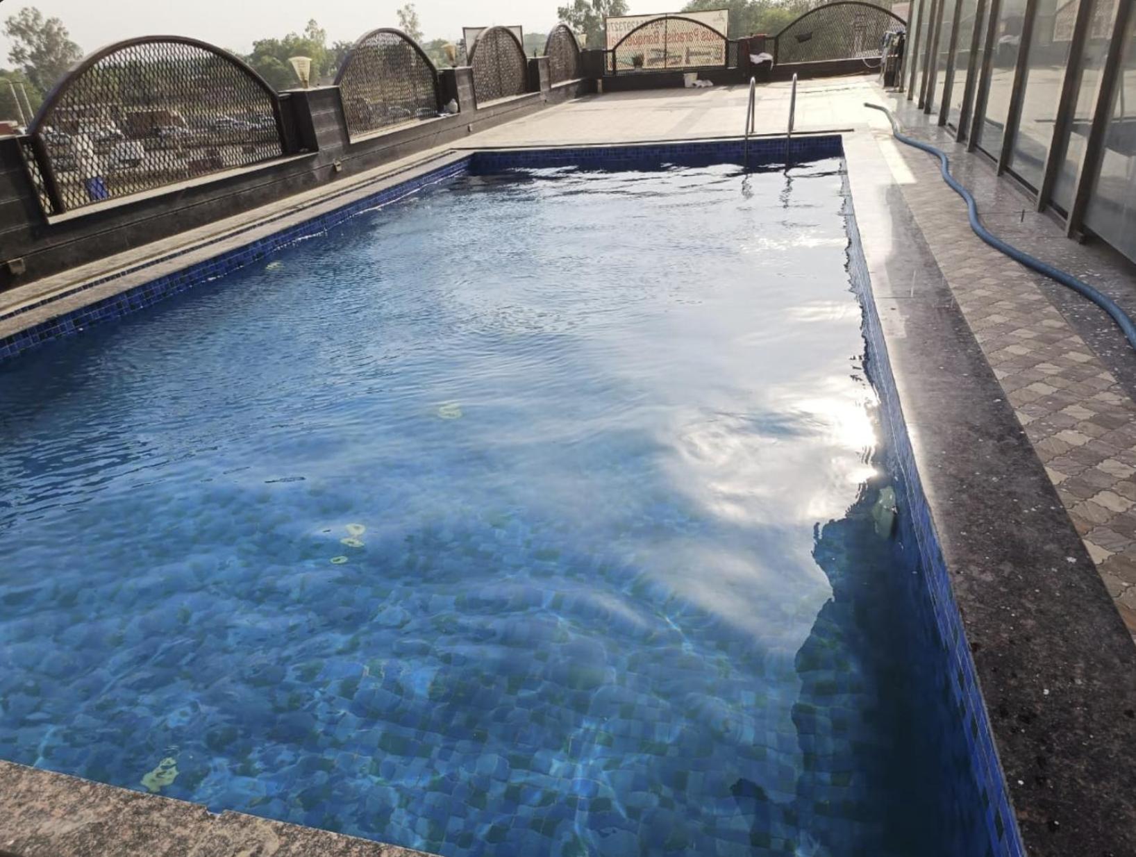 Hotel Lotus Paradise - Banquet & Dining - Near Murthal Sukhdev Rai Exterior photo