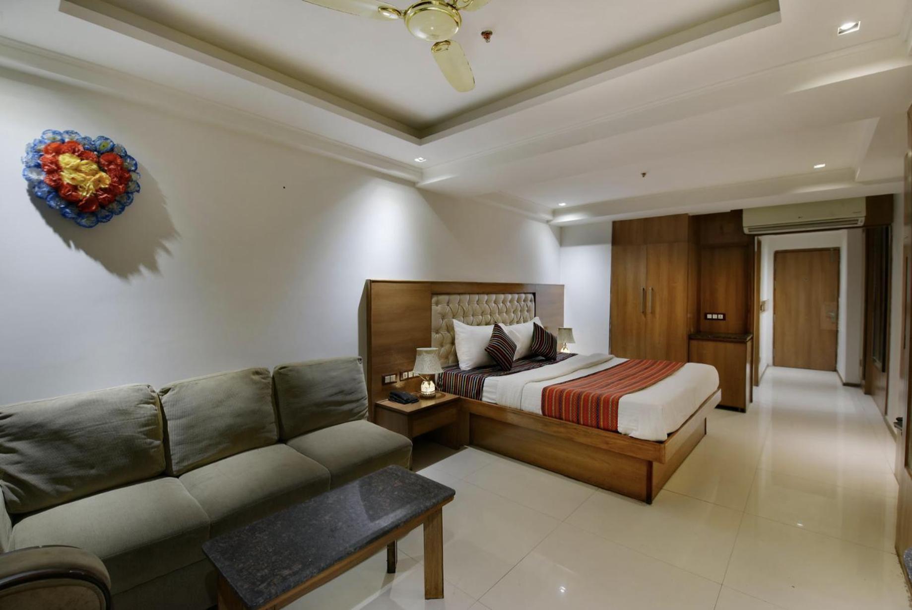 Hotel Lotus Paradise - Banquet & Dining - Near Murthal Sukhdev Rai Exterior photo