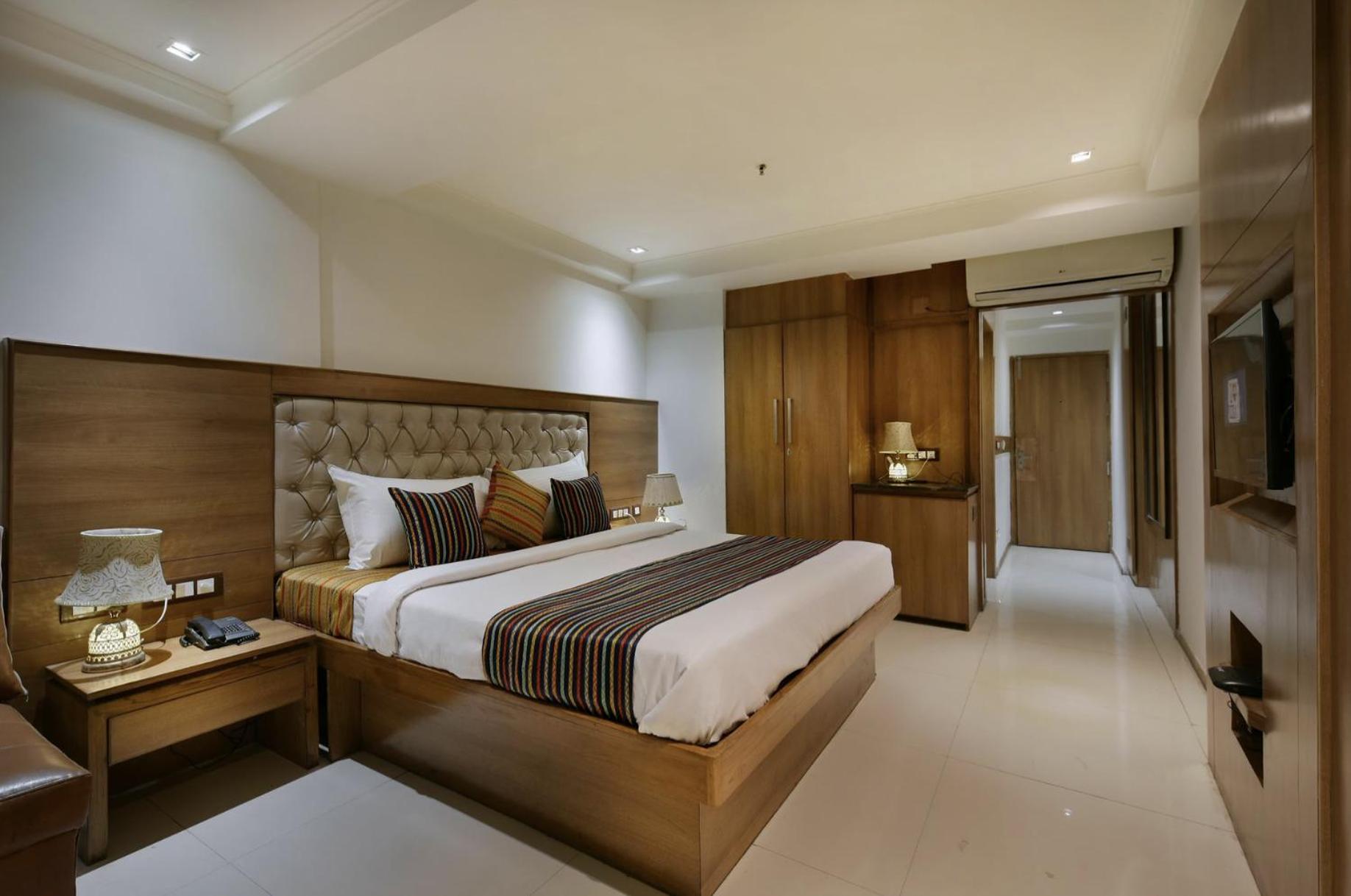 Hotel Lotus Paradise - Banquet & Dining - Near Murthal Sukhdev Rai Exterior photo